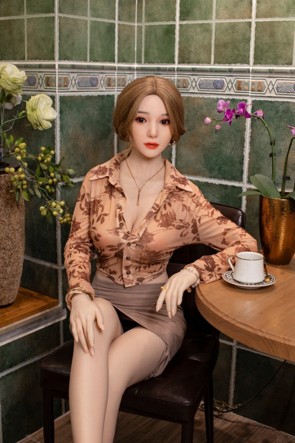 160cm / 5ft3 Natural Skin Sexy Charming Silicone Love Doll - Dime Doll: Sunny